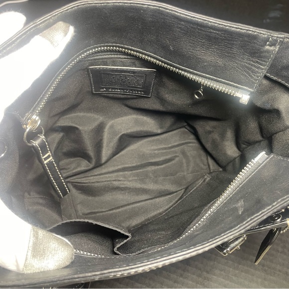Vintage Coach Black Leather Tote Excellent, classy, LIKE NEW VERY WELL CARED FOR - Picture 16 of 17